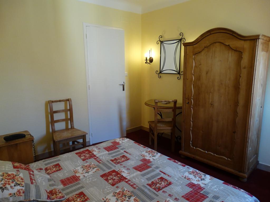 Hotel De France Béziers Oda fotoğraf